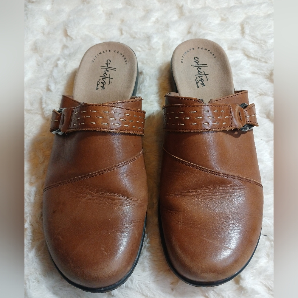 Clarks Collection 7.5M Brown Clogs Loafers Womens Shoes 22545 Soft Cushion Soles